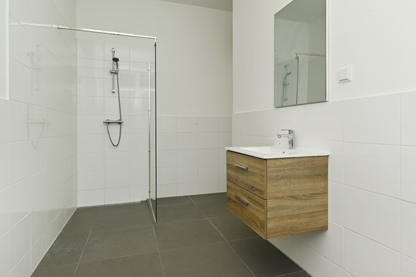 Medium property photo - Van Musschenbroekstraat 143, 2522 AL Den Haag